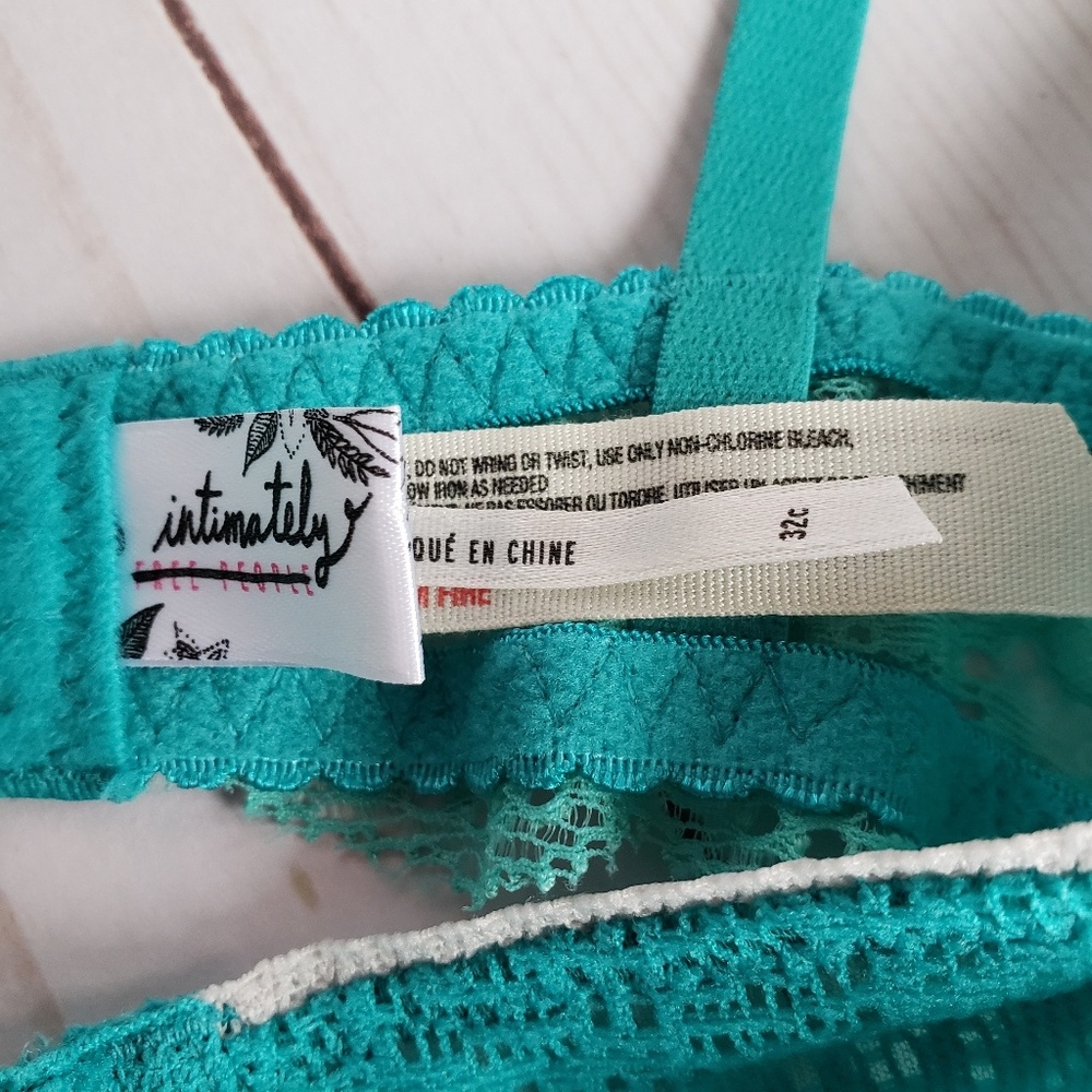 NEW Free People Balcony Lace Bra Green 36b & 32c - Picture 4 of 4